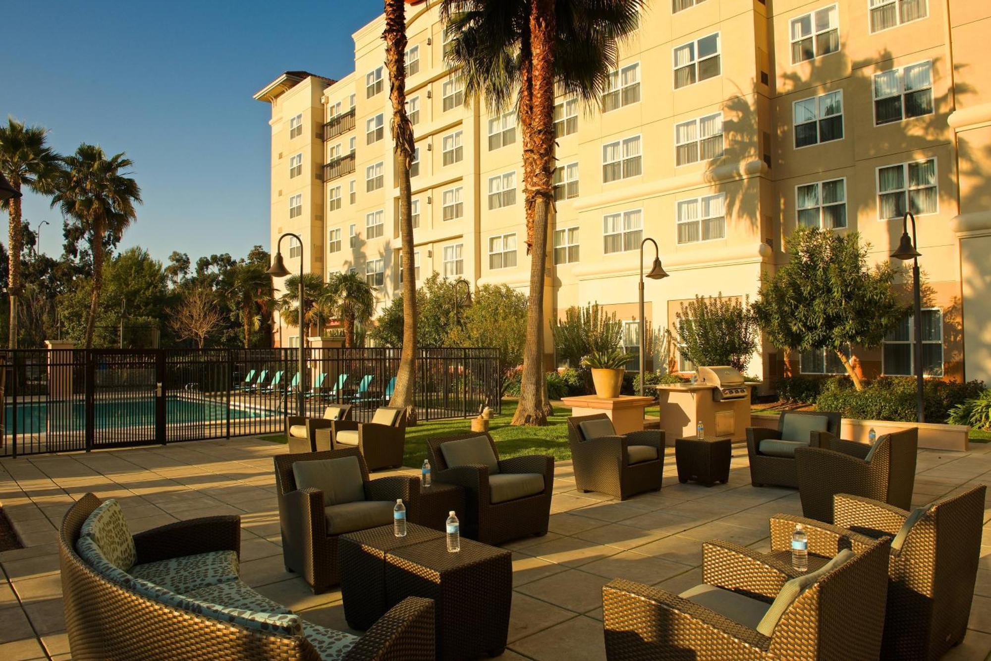 Residence Inn By Marriott Newark Silicon Valley Экстерьер фото